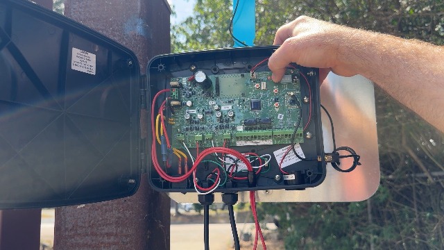 Amazon.com: Mighty Mule MM572W HD Dual Arm Gate Openers 12 V